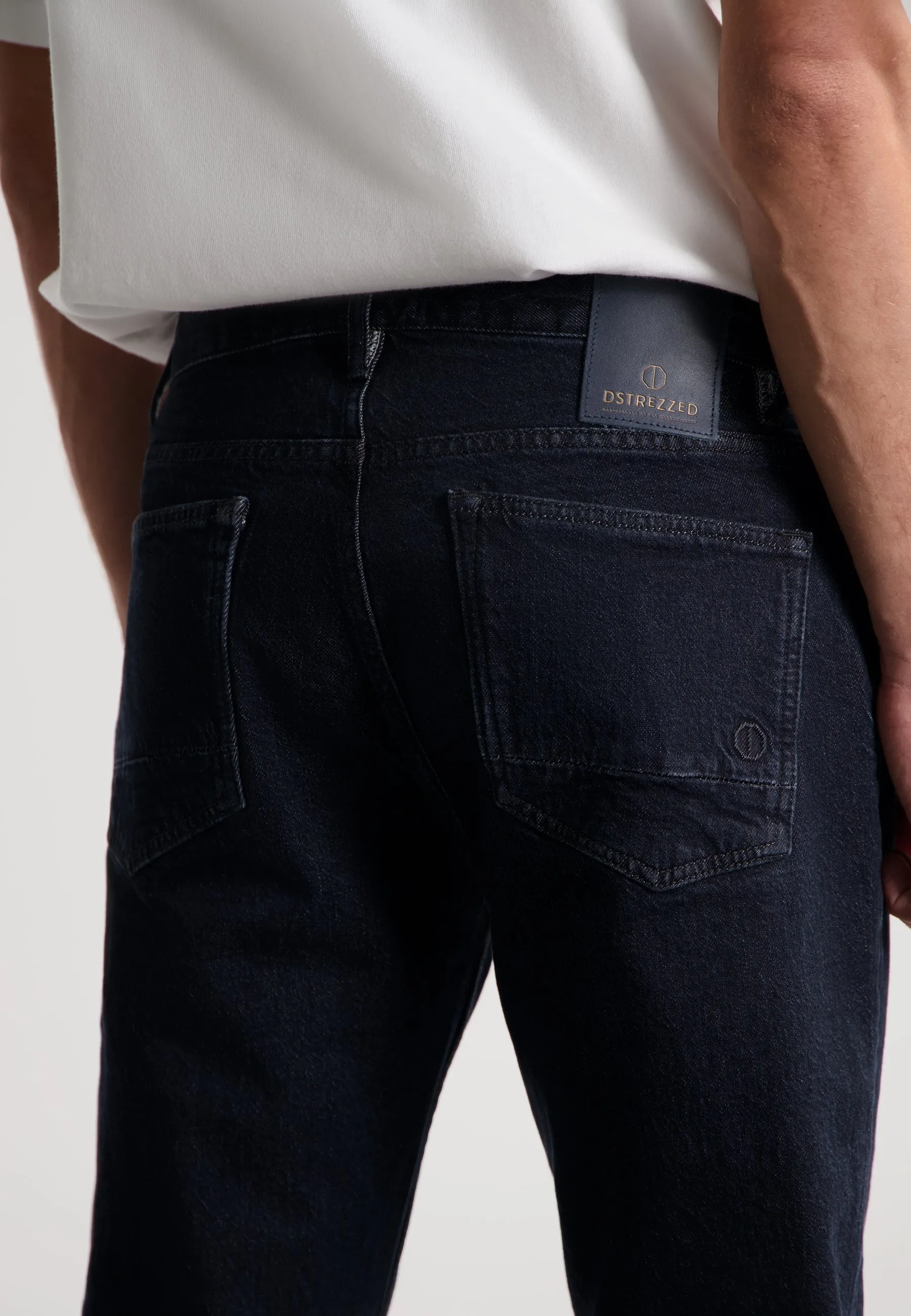 Gent D Loose Tapered Fit Rinsed By Night